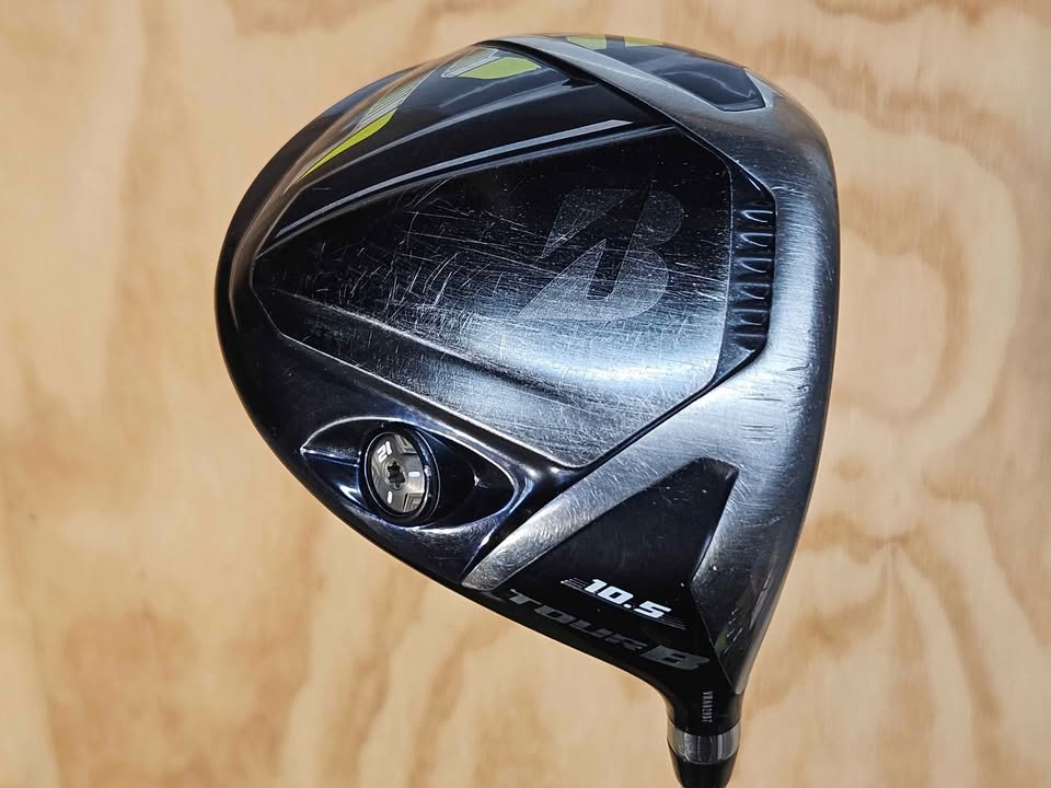 2018 Bridgestone JGR Tour B 10.5 degree driver SR Stiff/Regular