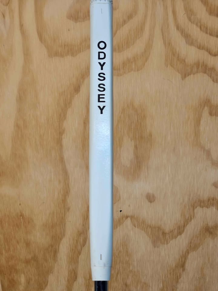 Odyssey 5 White Damascus 33"