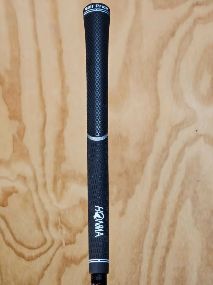 Honma TW727 9.5 Degree driver RH X-Stiff
