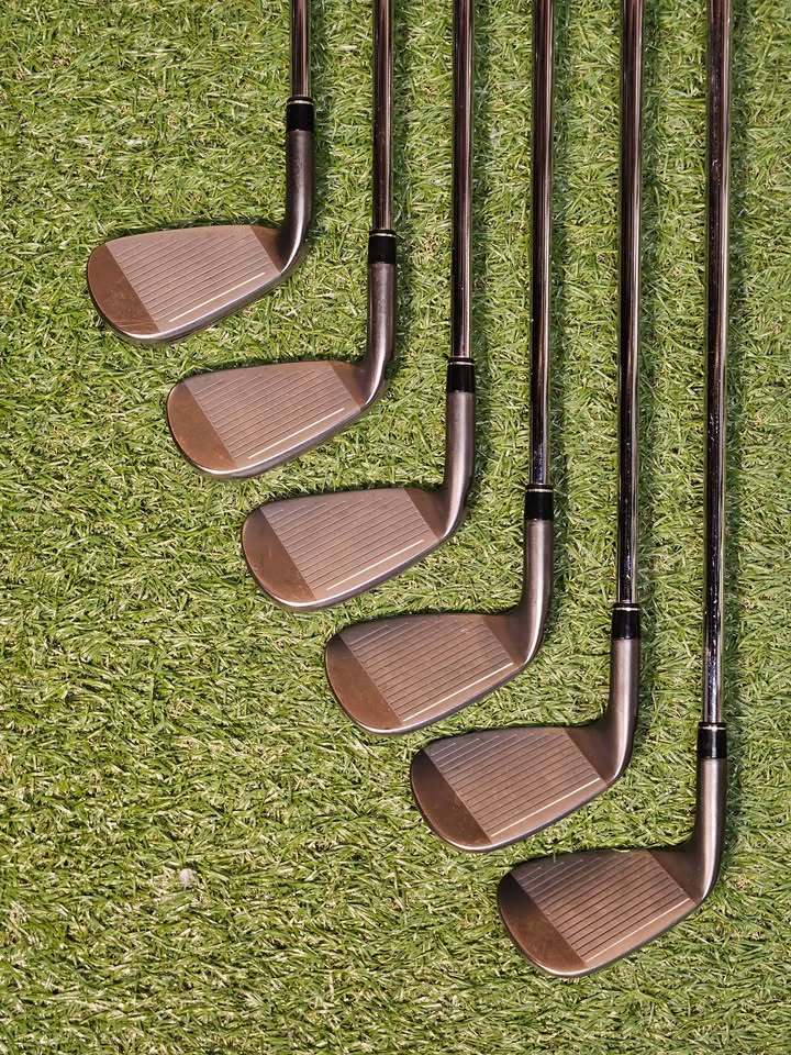 TaylorMade Speedblade irons 5-P RH Stiff