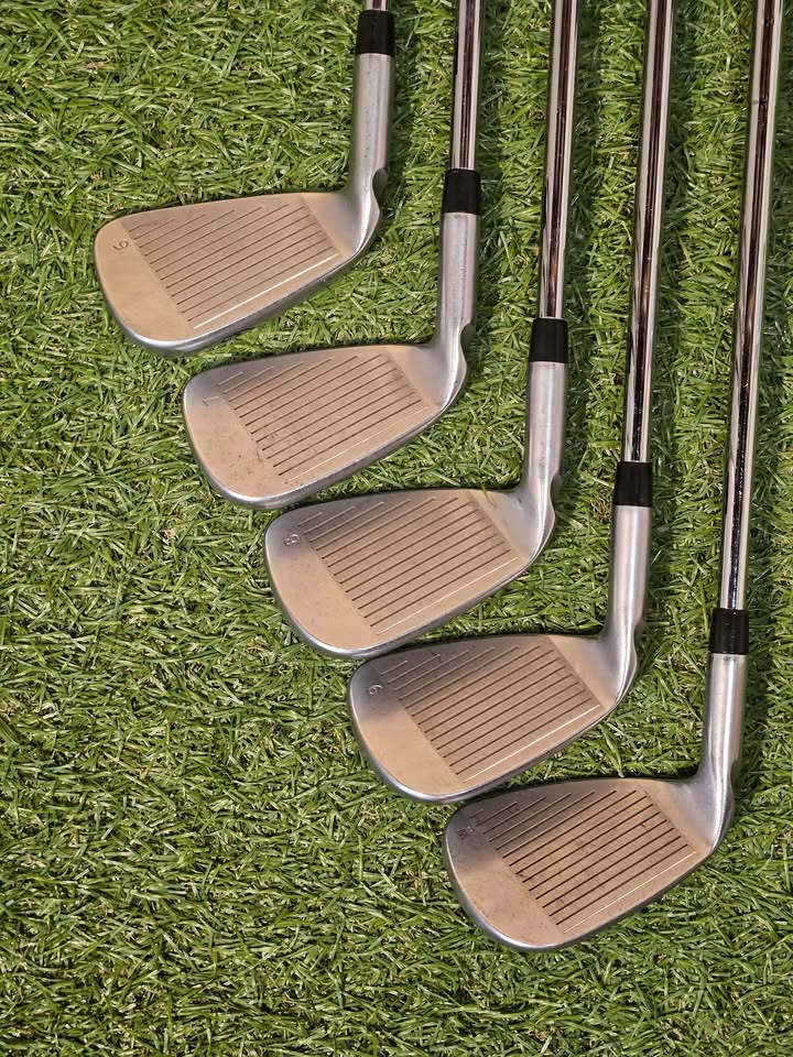 Ping I25 irons 6-P Stiff