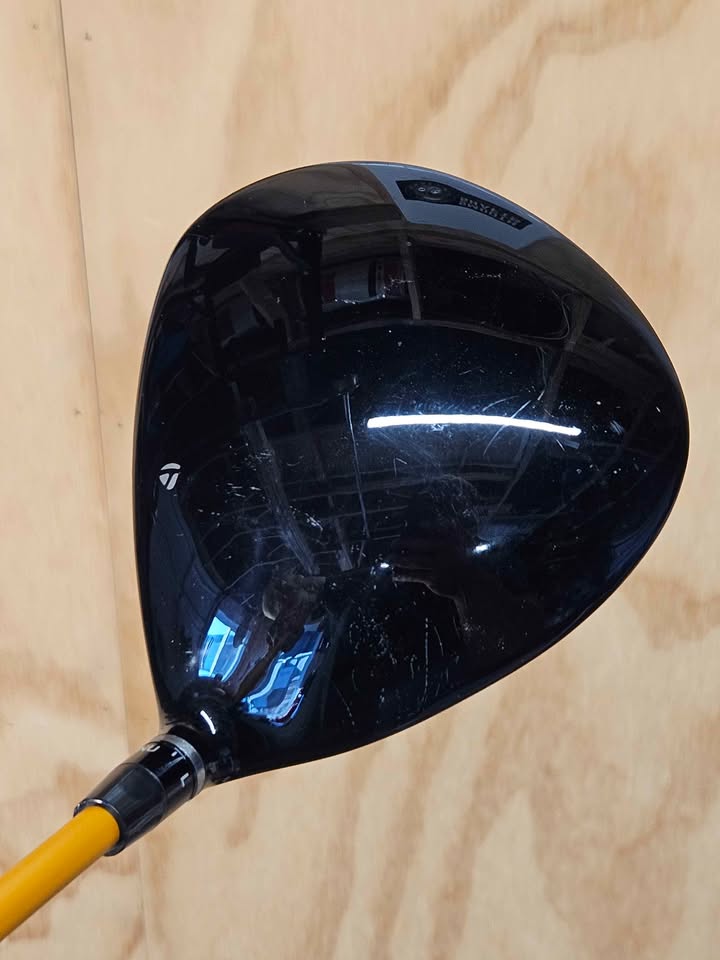 TaylorMade R9 460 9.5 degree driver RH Stiff