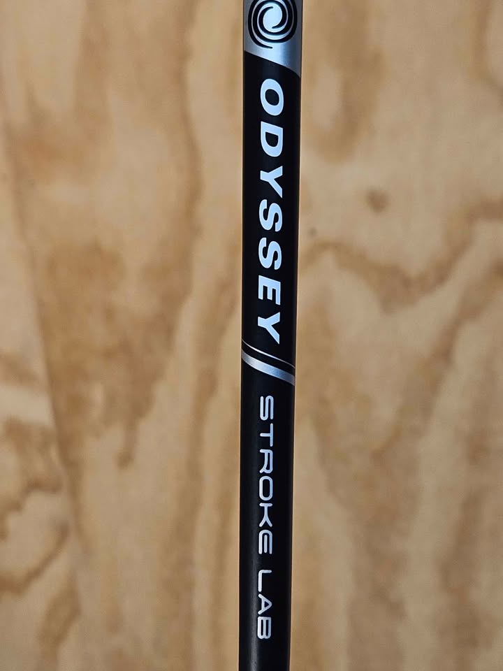 Odyssey Stroke lab Bird of Prey putter RH 33"