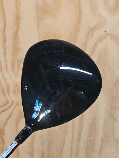 TaylorMade R9 Max 9.5 degree driver RH SR flex