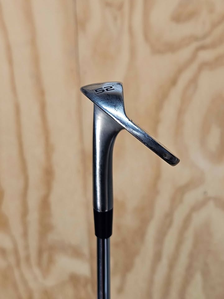 TaylorMade Tour Preferred 52 degree Wedge RH Stiff