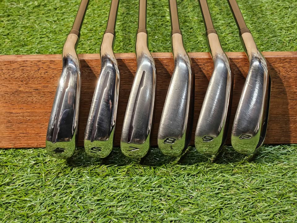 TaylorMade M2 (2019) irons 5-P RH Regular