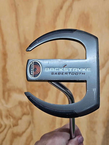 Odyssey Sabertooth Backstryke Putter RH 33"