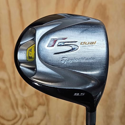 TaylorMade r5 dual 9.5 degree driver RH Stiff