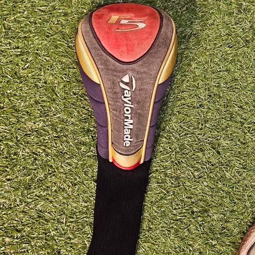 TaylorMade r5 dual 5 wood RH Stiff