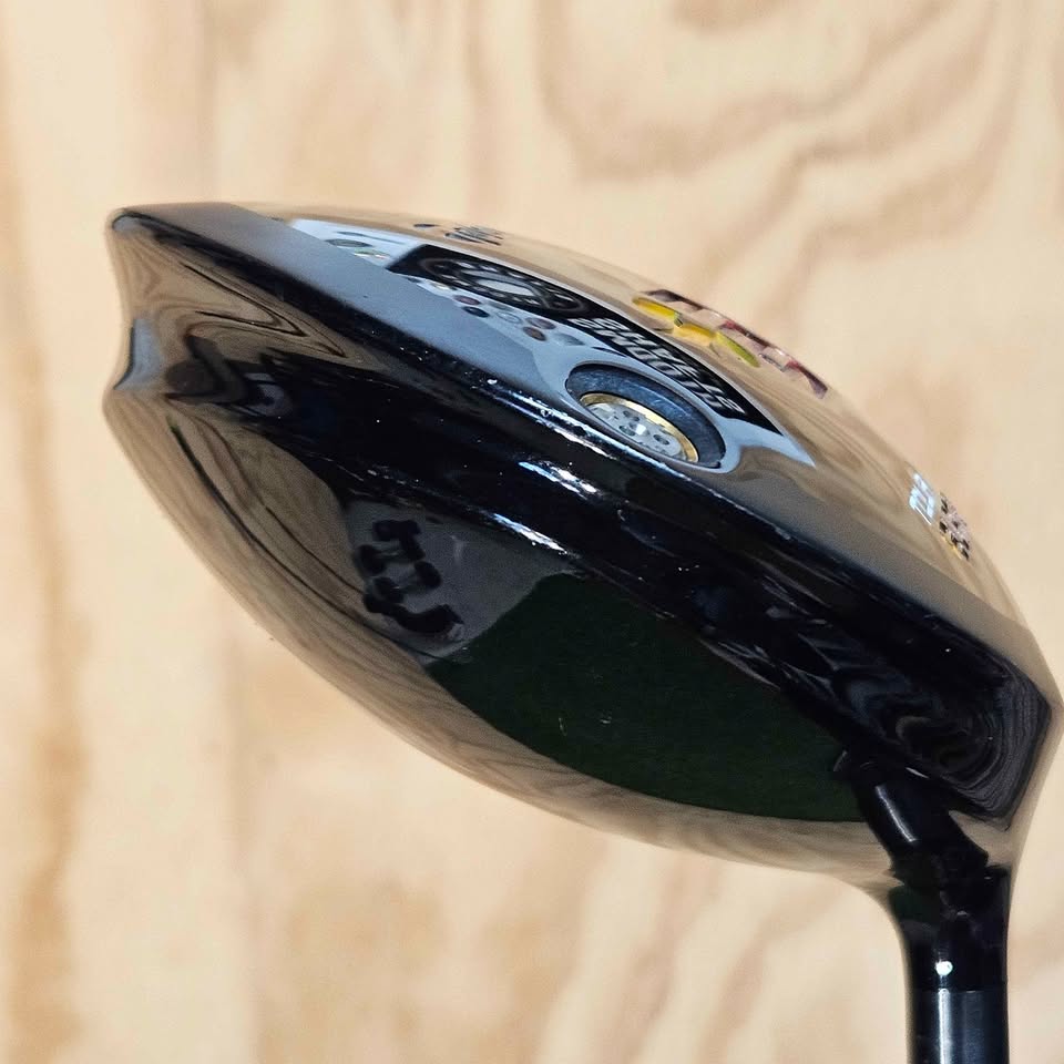 TaylorMade Tour Burner 10.5 degree driver RH SR flex