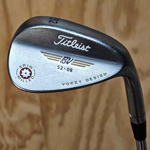 Titleist SM Vokey 52 degree Wedge RH