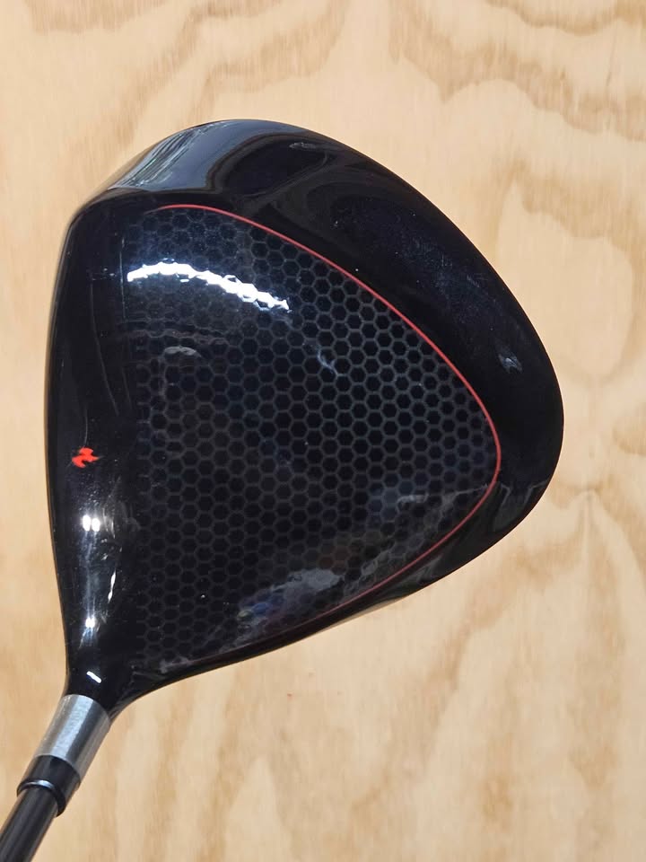 TaylorMade Burner Superfast 9.5 degree driver RH Stiff