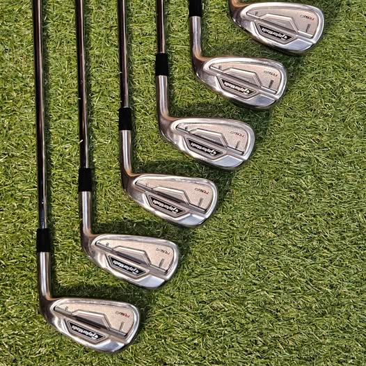 TaylorMade RSi2 irons 5-P RH Regular