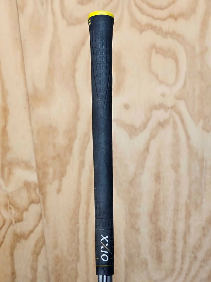Xxio 8 10.5 degree driver RH SR flex