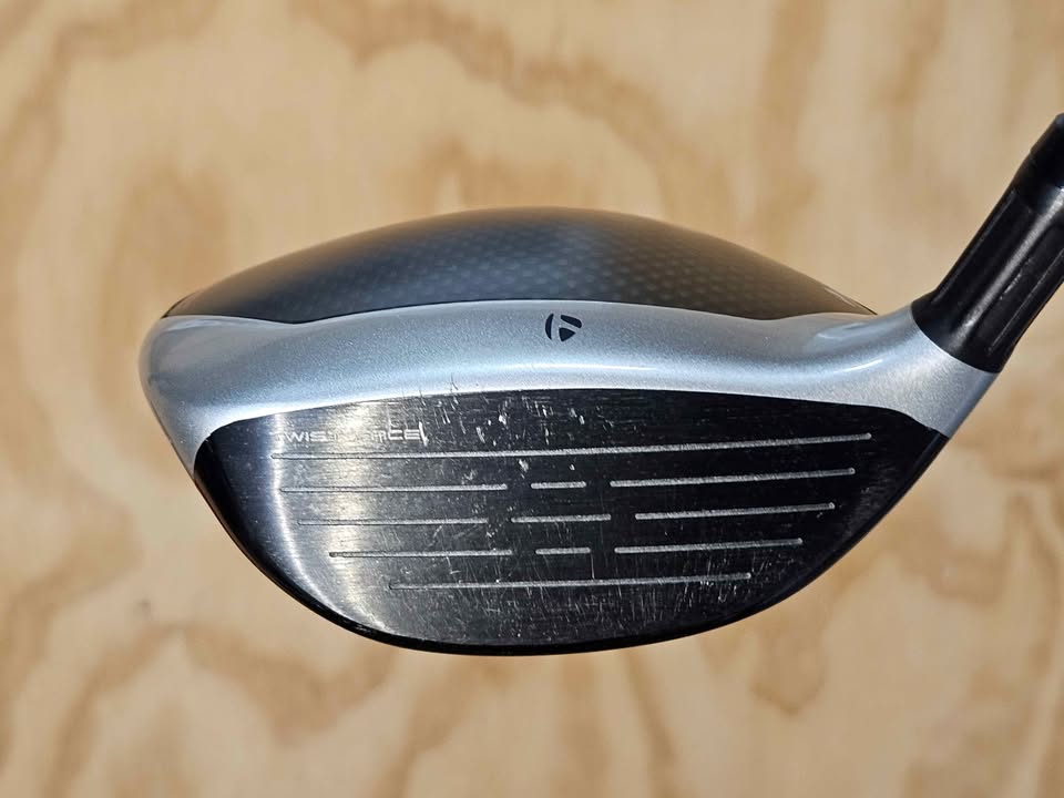 TaylorMade M6 3 wood RH SR flex