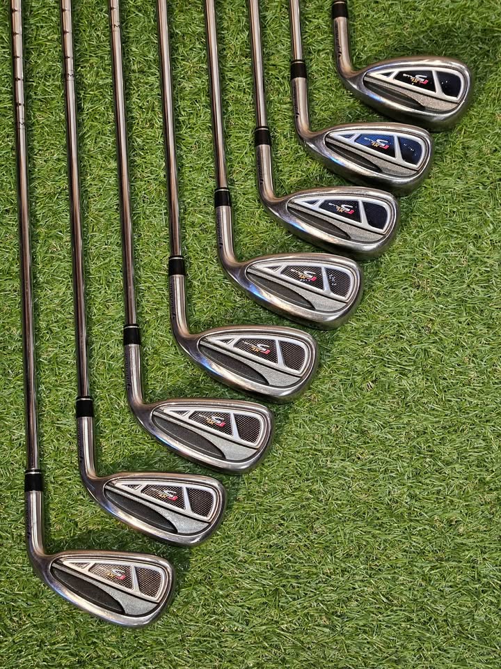 TaylorMade r5 XL plus irons 5-S RH Regular