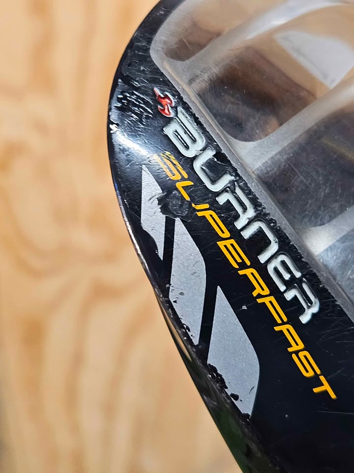 TaylorMade Burner Superfast 10.5 degree driver RH SR flex