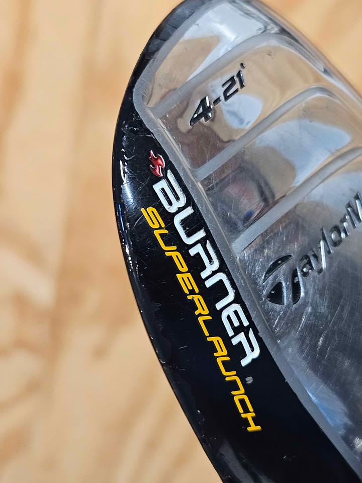 TaylorMade Burner Superfast 4 hybrid RH Regular