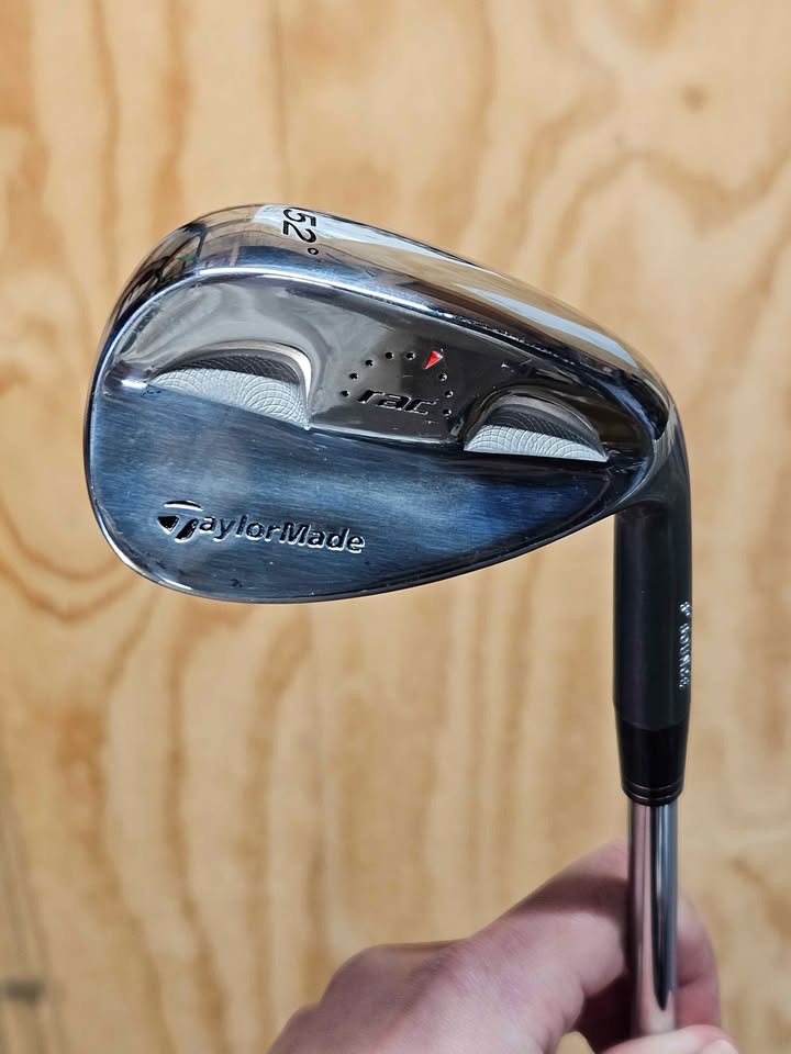 TaylorMade rac 52 degree Wedge RH