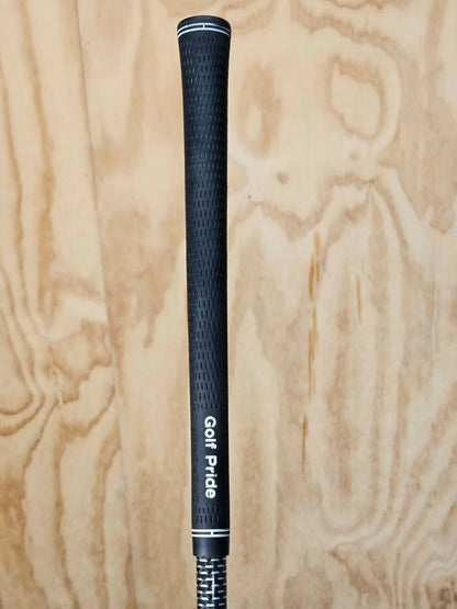 Callaway Legacy Tour 9.5 degree driver RH Stiff