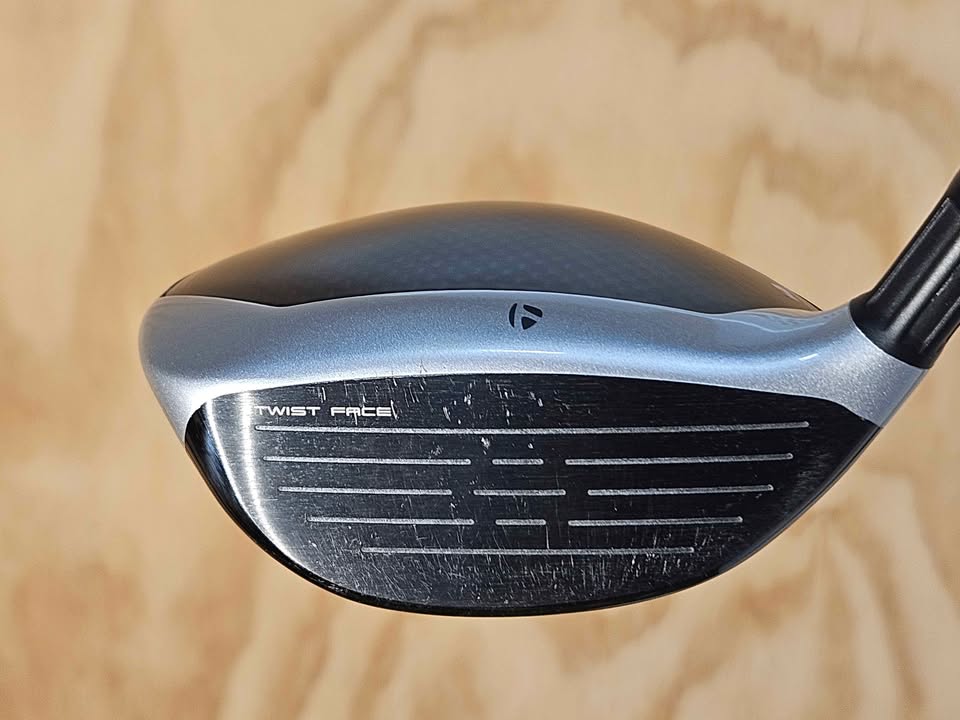 TaylorMade M6 3 wood RH Stiff TP-6