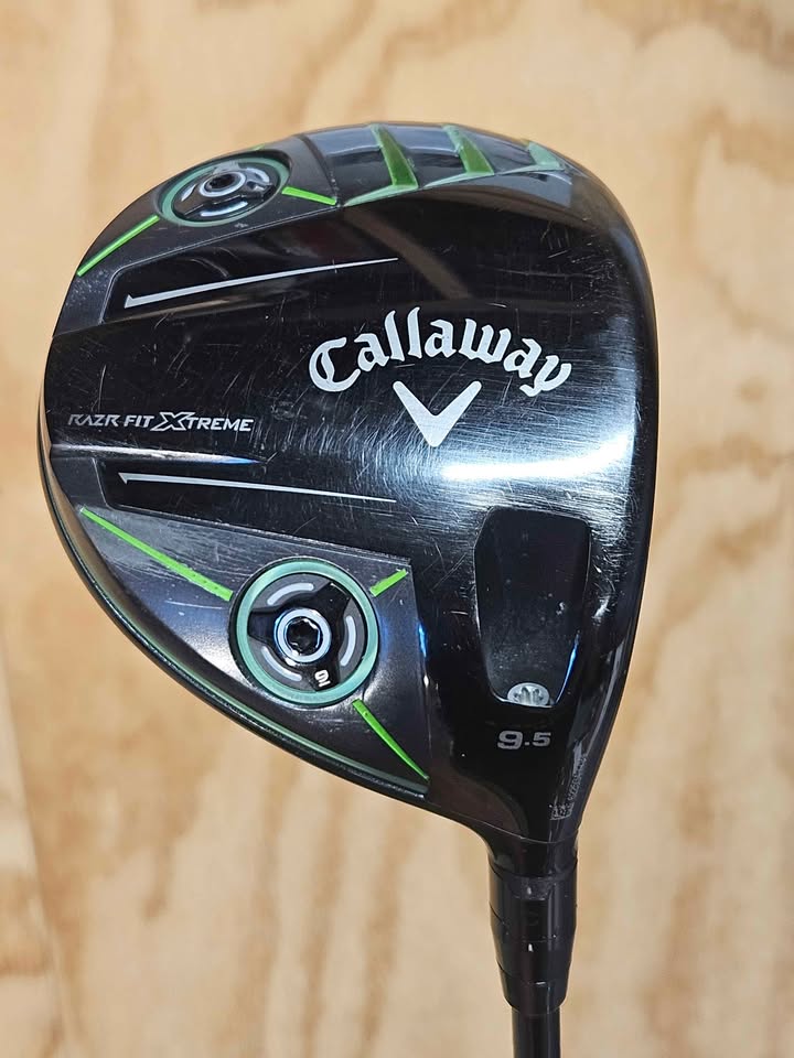Callaway RAZR FIT XTREME 9.5 degree driver RH Stiff