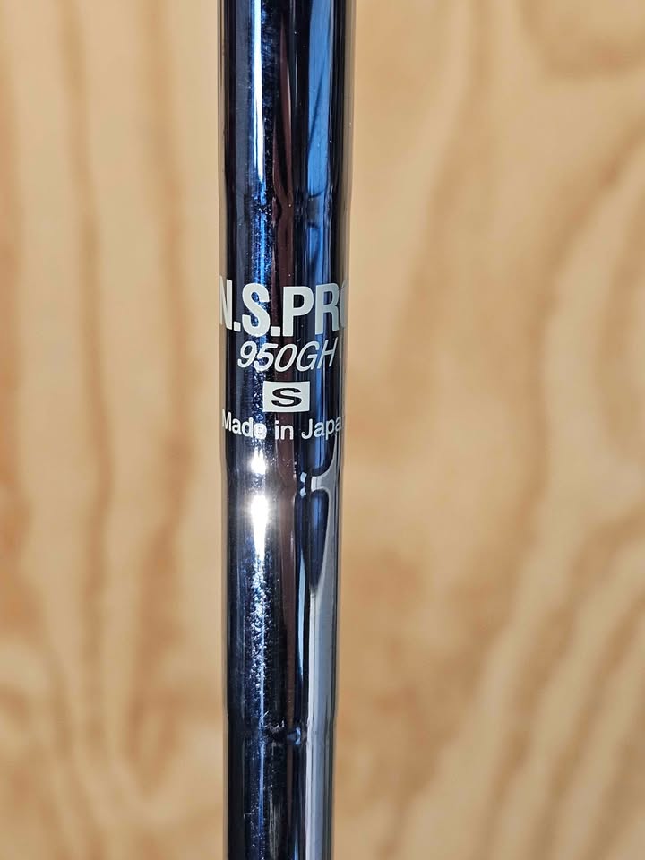 TaylorMade Rescue 4 Hybrid RH Stiff