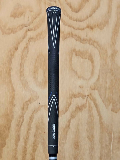 Bridgestone ViQ 4 hybrid RH Regular