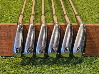 Callaway Legacy Black 2013 forged irons 5-P Steel Stiff